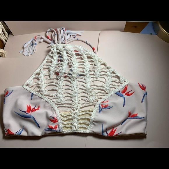 Acacia Swimwear top - Picture 2 of 6